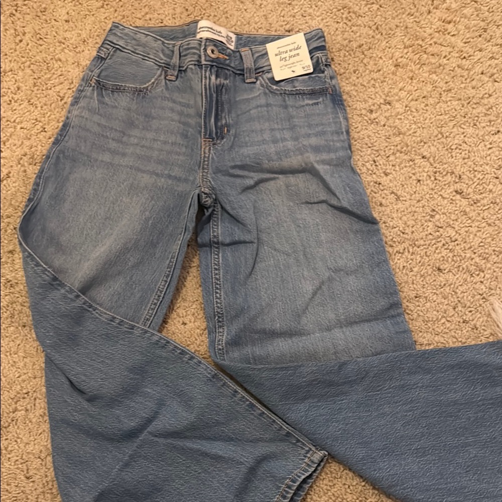 Blue Flare Wide Leg Jeans with Classic Denim Look